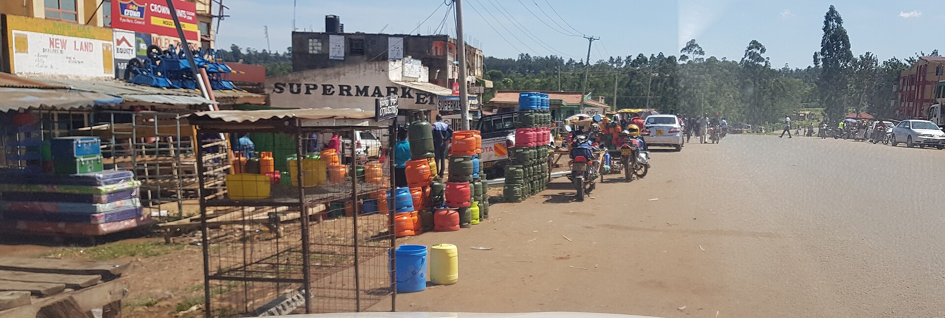 The A1 road at Awendo